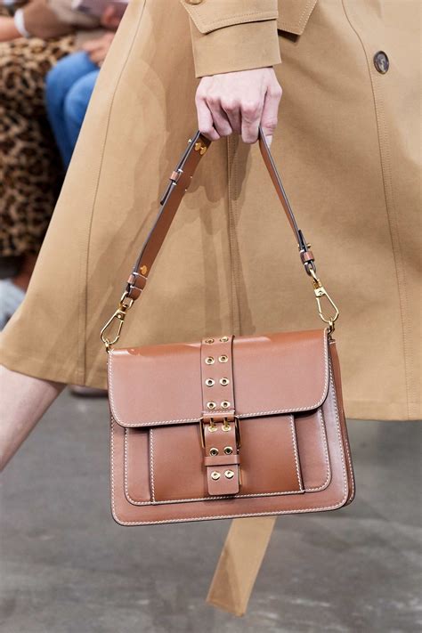 michael kors cheaper in paris